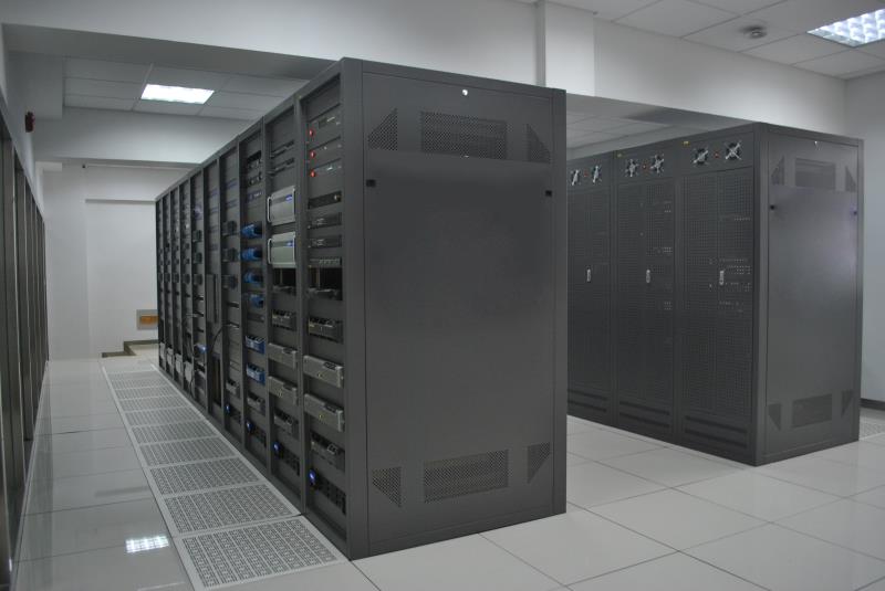 E1.jpg